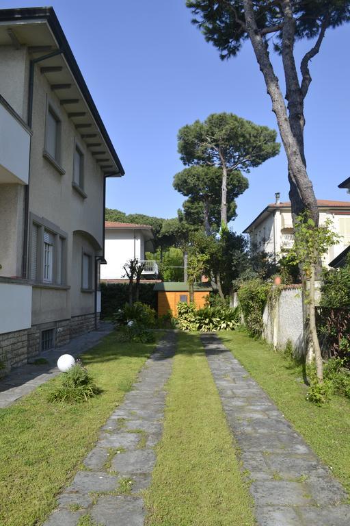 Casa Adriana Villa Lido di Camaiore Exterior photo